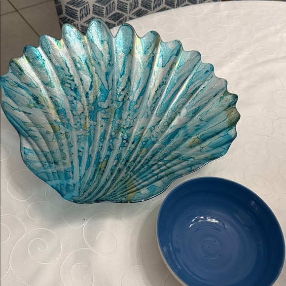 222 Fifth Breakfast Set - Picture 5 of 5